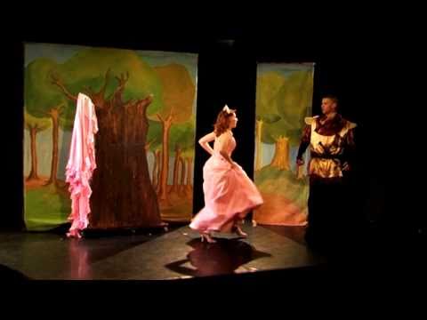 Spectacle "Princess Cracra" au théâtre Essaön à Paris