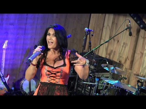 ANTONIA AUS TIROL in Schmids Wasen Alm