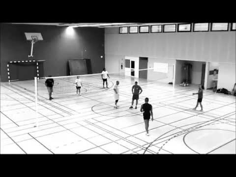 Reprise volley ball à Lanester