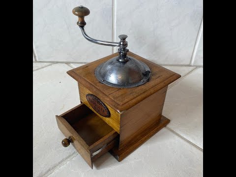 Restauração de Moedor de Café de 1889. Old Coffee Grinder Restoration.