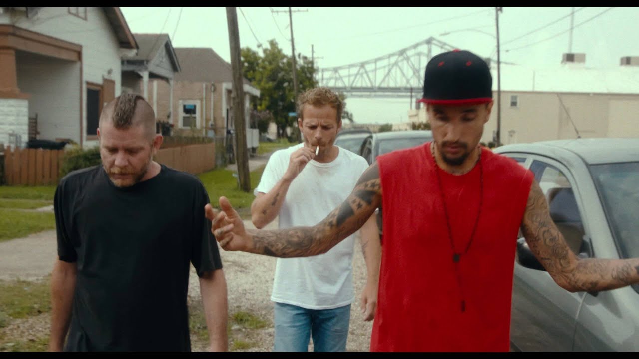 Miniature de la vidéo AMERICAN HERO / Bande-Annonce Officielle - le 8 juin  au cinéma du film American hero