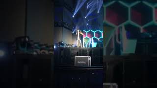 Wang Leehom Love A Little Voilin solo @SG 王力宏 小提琴独奏 爱一点 新加坡 龙的传人2060