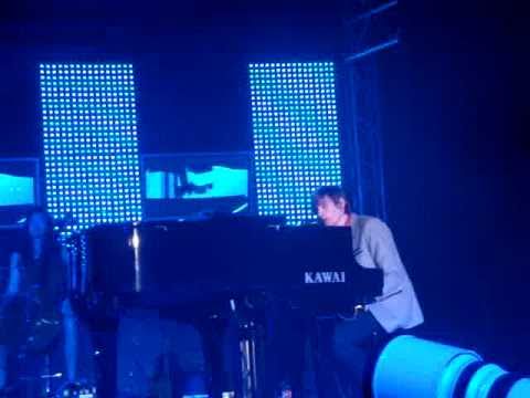 Mando Diao - Gustaf speaks about Bjorn Olsson