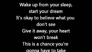 Start To Fly Lyric Video