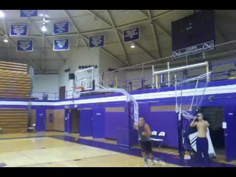 Devin Schmidt quick dunk