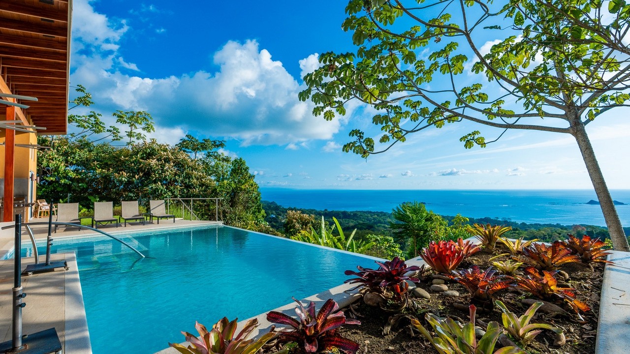 Luxury Ocean View Home in Playa Uvita