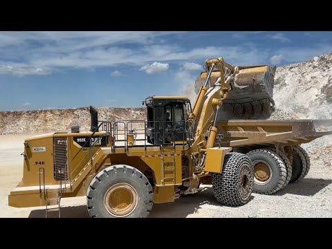 Caterpillar 992K Wheel Loader Loading Caterpillar 777F Dumpers - Interkat SA