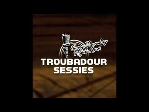 Troubadour Sessies - Pop In Je Moerstaal - Laat Me (Vivre)
