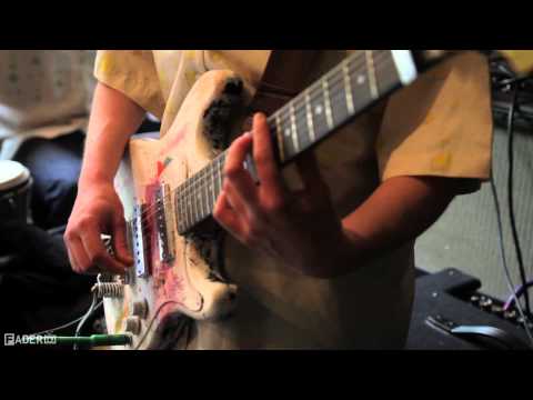 Micachu and The Shapes, "Slick" Live - Open Bar (Episode 50) Part 2