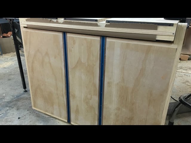 Video Teaser für Cutting Slots in Outfeed Table and Adding Paper Roll