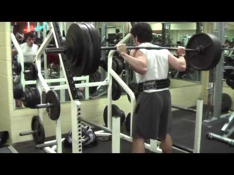 465 lbs Raw Squat x 4 Reps at 175 lbs bodyweight