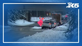 Snow forces closures of I-90 over Snoqualmie Pass and US 2 over Stevens Pass overnight