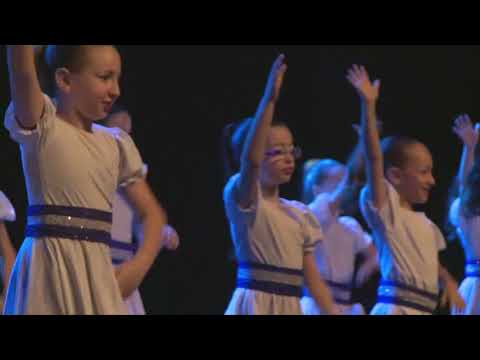 Cachol ve Lavan - Dorot Alef e Efrochim - Show Dorot 2013