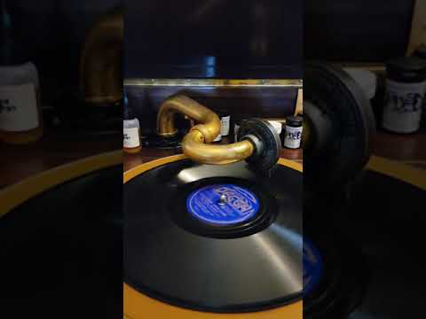 I Don't Know Your Name - Red Mckenzie and his Rhythm Kings Decca Records #721 1936