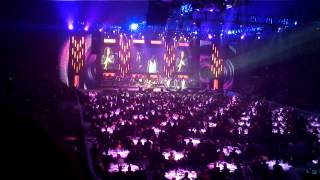 Sarah McLauchlan, The Canadian Tenors &amp; Kenny G  - &quot;Hallelujah&quot; Live