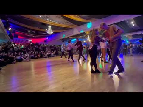 Anastasiya Milyutin & Jesper Petersson - 3rd  place Inter SNOW - Hands Up