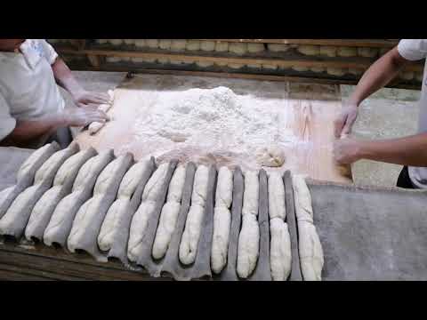 Elaboración del birote, Panaderia Rodriguez; Guadalajara, Jalisco