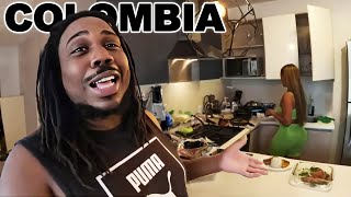 My Colombian Girlfriend Cooks For Me - LiveStream