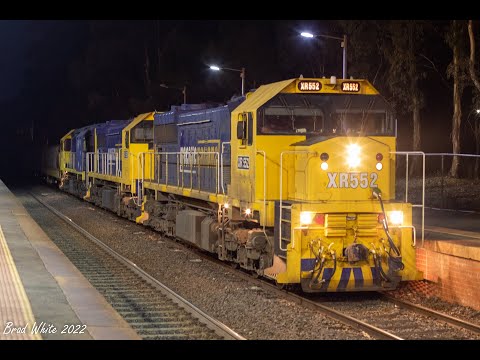 Triple Pacific National XR Classes on 9049 & 9048 Deniliquin grains- 14th & 15th February 2022