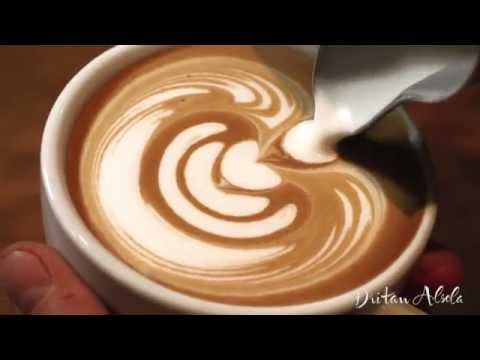 バリスタ・ドリタン・アルゼラのラテアートスタイル (Latte Art Style by Barista Dritan Alsela)