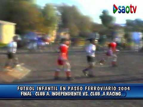 FUTBOL INFANTIL EN PASEO FERROVIARIO.FINAL ENTRE EL C.A.INDEPENDIENTE VS. C.A.RACING-2004