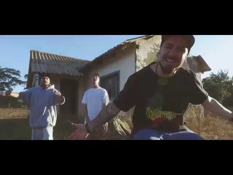 Sagrada Tierra - Zapatillas Rotas (Vídeo Oficial) (Prod.4ilusiones & Cs FILMS)