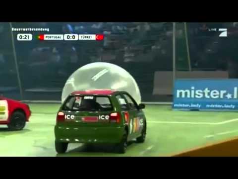 Autoball EM 2012 - Eko Fresh fährt gegen Bande | Die AUTOBALL EM 2012 | 02.06.2012