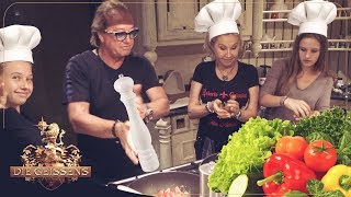 Download lagu Heute wird gekocht! ๐
๐จ๐ผโ๐ณI Die Geissens mp3 Download lagu Heute wird gekocht! ๐
๐จ๐ผโ๐ณI Die Geissens mp3