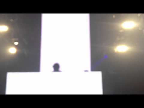 Axwell - Trio @ Hollywood Palladium 11/26/2011 (HD)