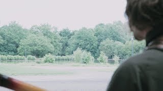 Born Idiot - Shaking Room