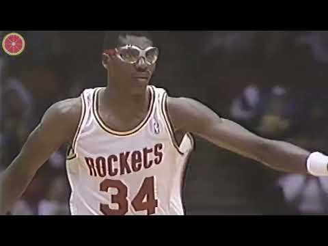 Michael Jordan vs Hakeem Olajuwon ！NBA RS 1992.1.30 Chicago Bulls at Houston Rockets