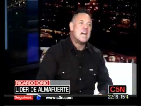 Ricardo Iorio - Los cumbia, los giles, los gatos, los mulos (Beto Casella)