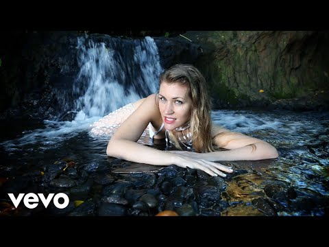 Caitlin McGrath - Fuel To My Fire