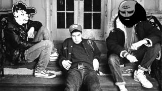 Intergalactic Pepper Brawlin&#39; – Beastie Boys vs. OFF vs. LISA