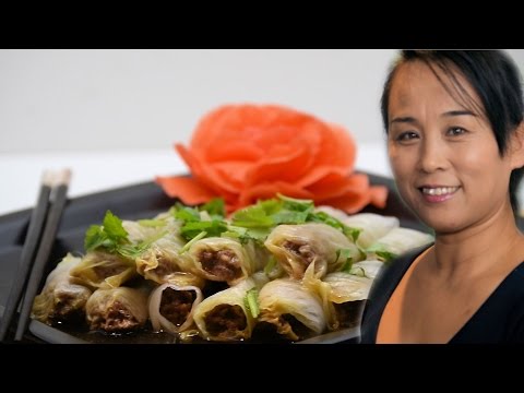 Chinese Stuffed Cabbage Rolls with Pork (Chinese Cooking Recipe)