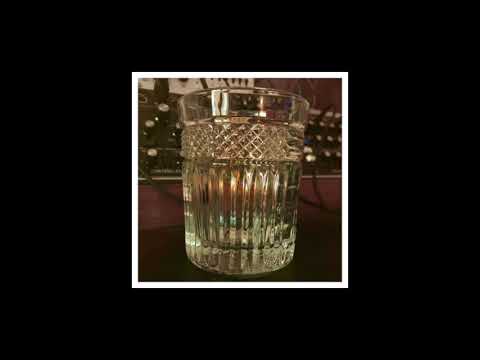 Eins Tiefer -  Radiant