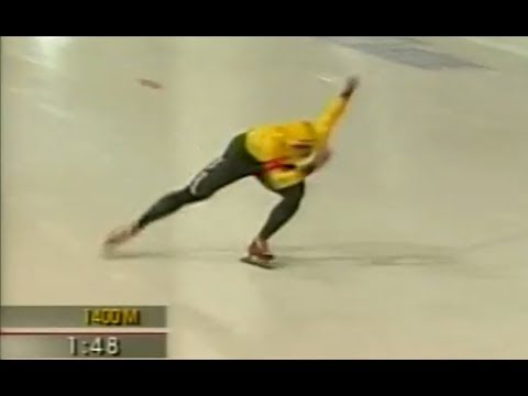 Adne Sondral 5000m - Interval training. World Allround 2000