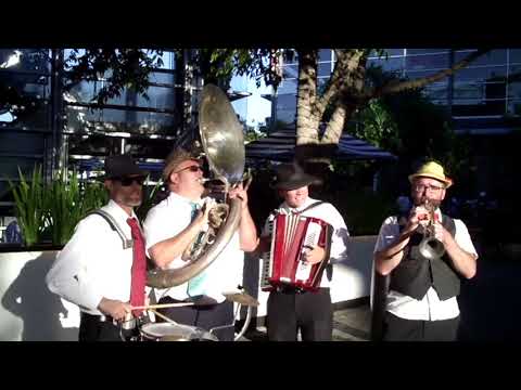 Blue Suede Shoes : Entertainment Quartet