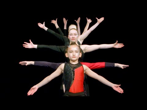 Akro Team Gossau zeigt Akrobatik am Akro am Säntis 2024