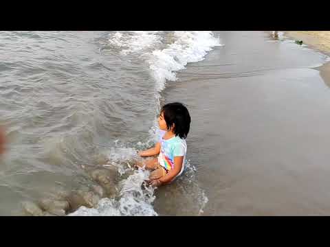 Rutva playing on Pattaya beach