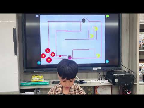 【佳作】育才國小 ScratchJr 掉進黑洞裡的怪物 柯O宇(作品編號：011)