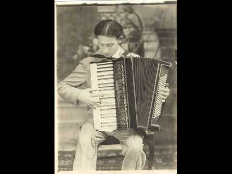 " NAPOLI SEMPRE CANTA" - Singing Naples - Valzer - Musica di TOMMASO COCCIONE