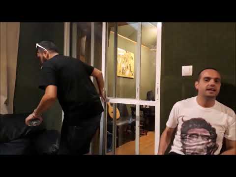 A Duras Penas & Raimundo Amador   Dos cuchillos en el pecho