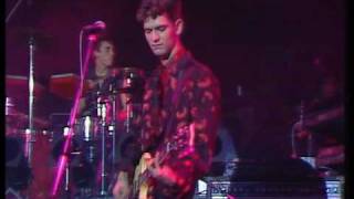 Alaska y Dinarama - Falsas Costumbres - (Alta calidad)