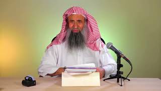 صورة إذا ماتت نصرانية وزوجها مسلم وفي بطنها جنين، هل تدفن في مقابر المشركين؟