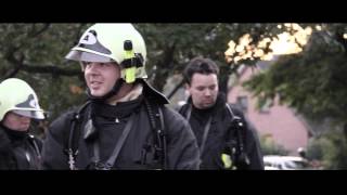 preview picture of video 'Alarmübung 2011 - Feuerwehr Felde und Johanniter Kiel'