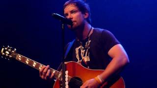 Avalanche (acoustic) - David Cook - Montreal, Canada (10/2/09)