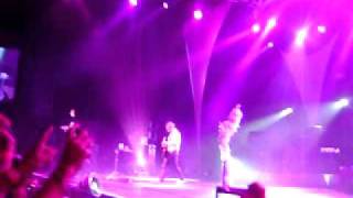 I miss you when you´re gone