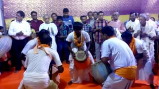 বারাসাত শ্রীশ্রী প্রভু জগদ্বন্ধু আশ্রমে শ্রীশ্রী প্রভুর বিশেষ সন্ধ্যা আরতি... বারাসাত শ্রীশ্রী প্রভু জগদ্বন্ধু আশ্রমে শ্রীশ্রী প্রভুর বিশেষ সন্ধ্যা আরতি...
