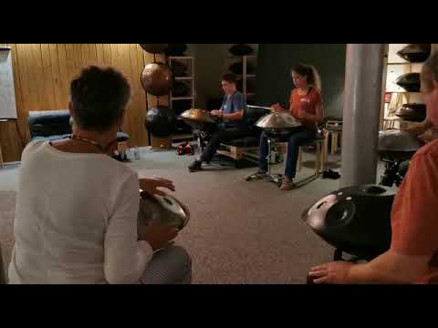 3 different grooves in group Handpan workshop
